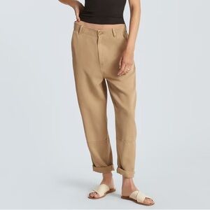EVERLANE The Chino Buttersoft in Dark Khaki, Size 00